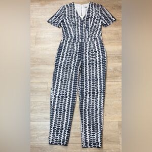 Reiss Women’s Florence V- neck Short Sleeve Jumpsuit Size 6